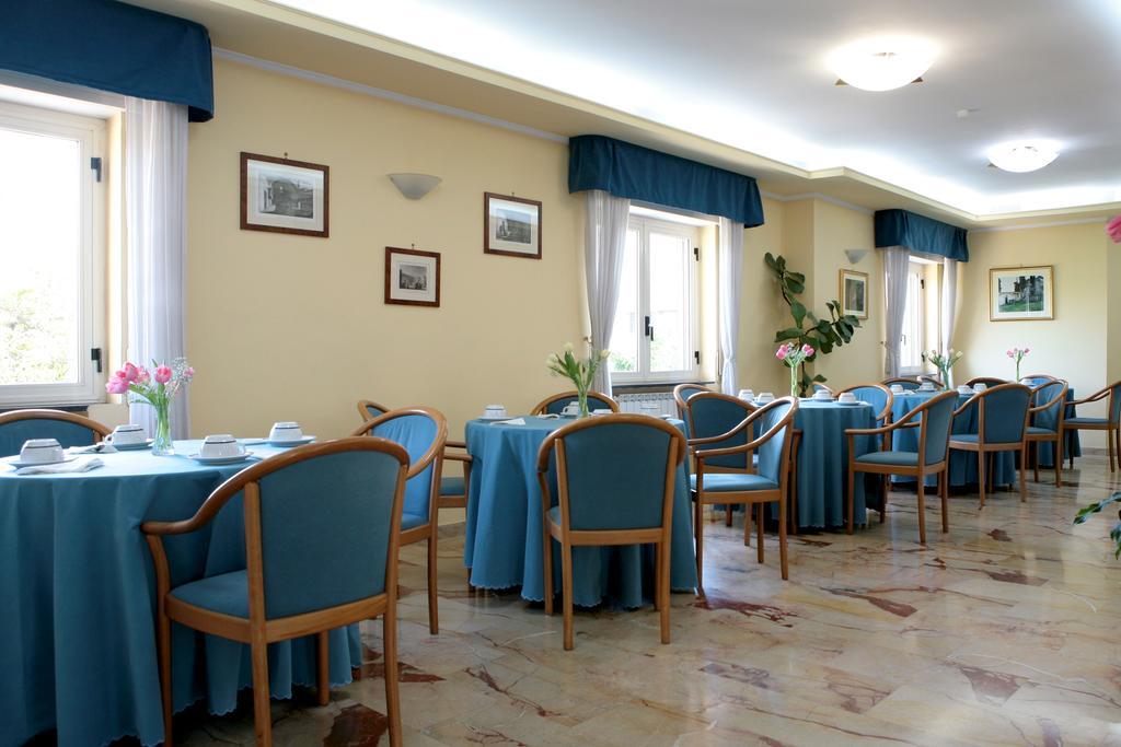 Hotel Iside Помпеи Экстерьер фото